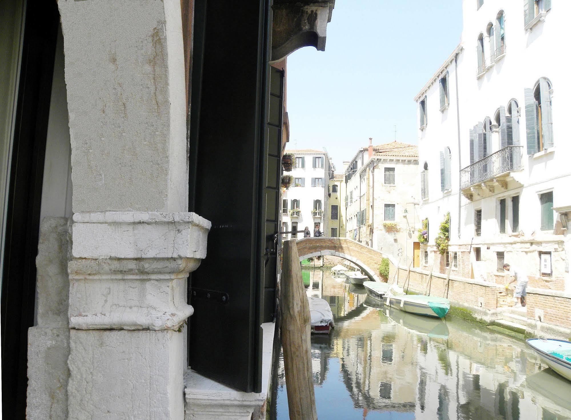 La Coccola Lägenhet Venedig Exteriör bild